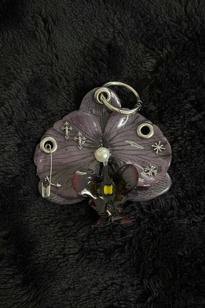 Black Pierced Orchid with Hardware