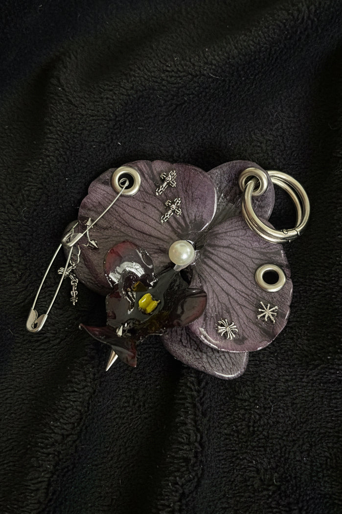Black Pierced Orchid with Hardware